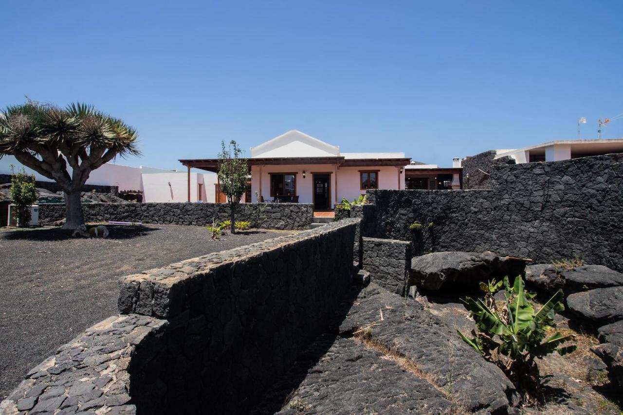 Casa Lola Lanzarote Piscina Climatizada Y Wifi Free Villa San Bartolomé Exteriör bild